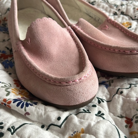 Vionic pink dude loafers with fur lined sole size 8 - Picture 4 of 4